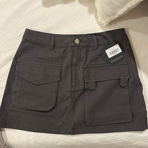 White Fox Boutique Weekend Travels Cargo Mini Skirt Charcoal // BRAND NEW W TAGS